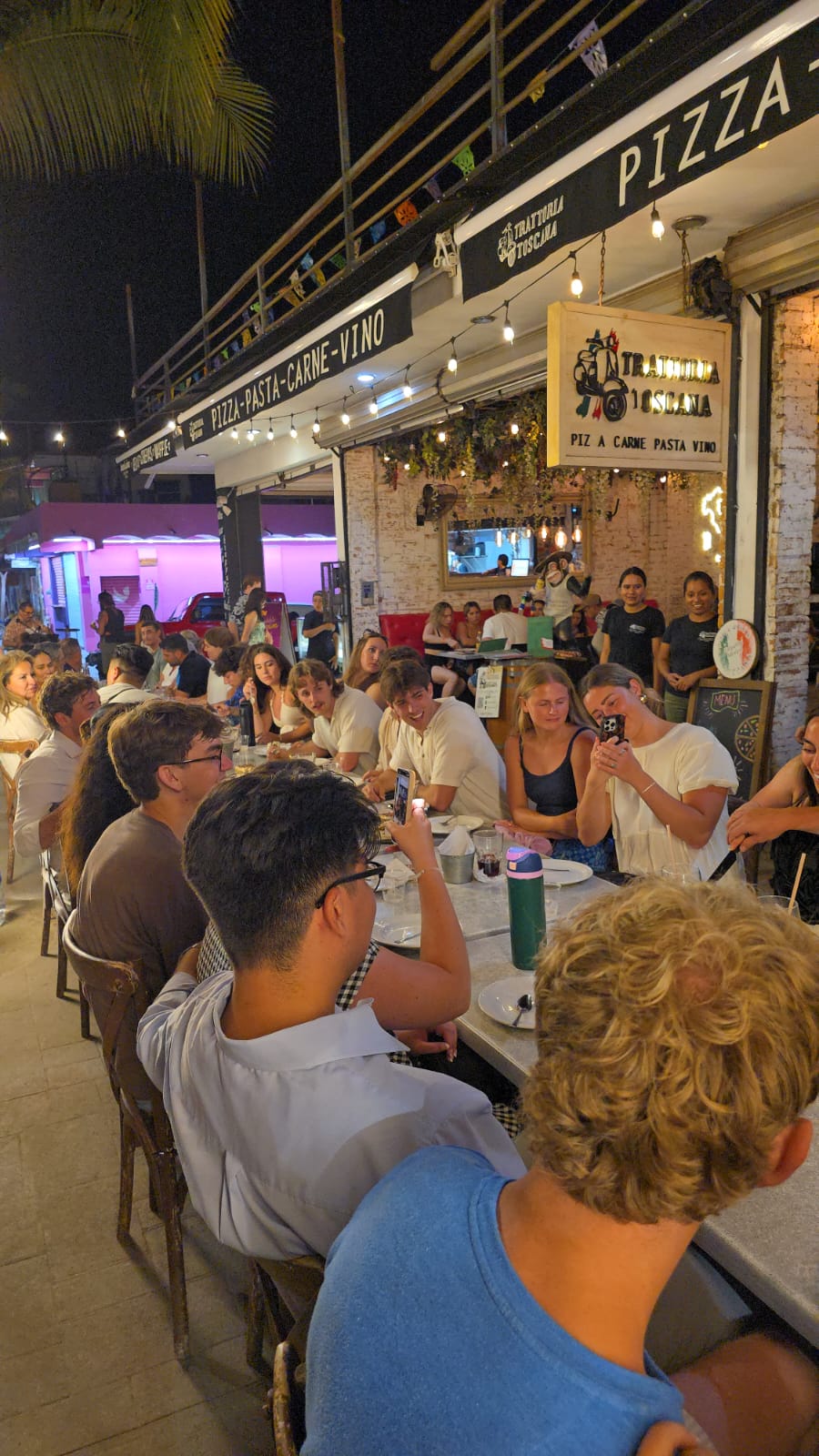 TRATTORIA TOSCANA SAYULITA foto 2